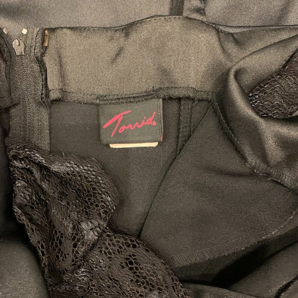 Torrid dress size 16 color black - Picture 3 of 3